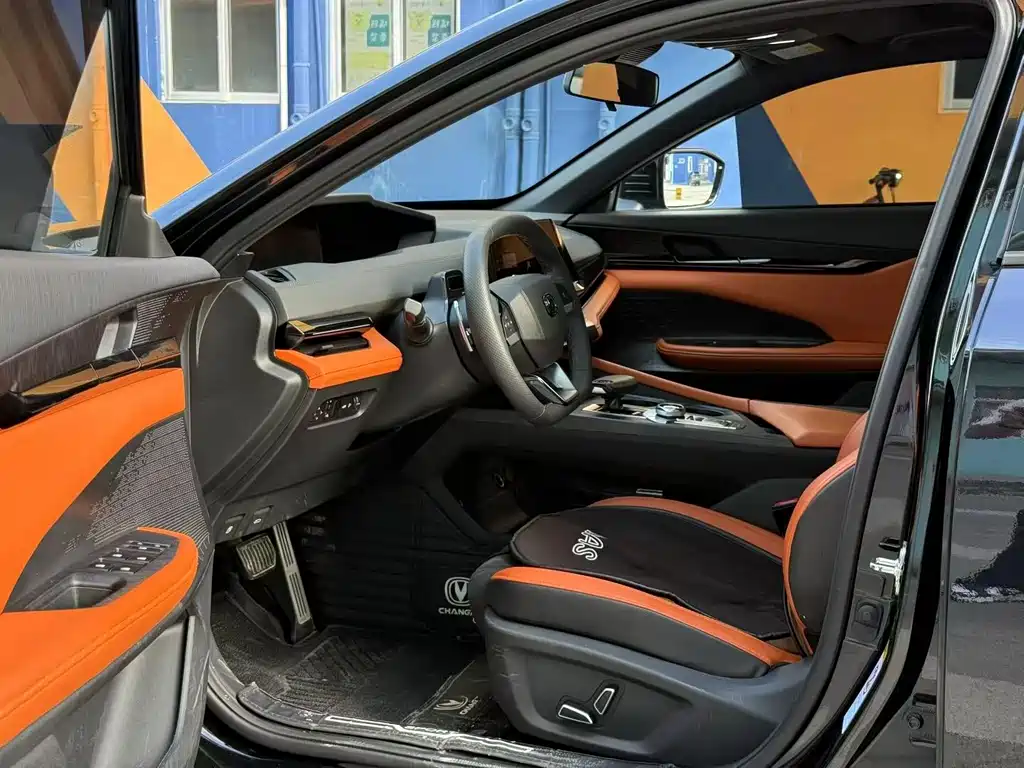 Changan UNI-V — миниатюра 4