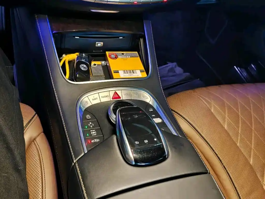 Mercedes-Benz S-Class — миниатюра 6