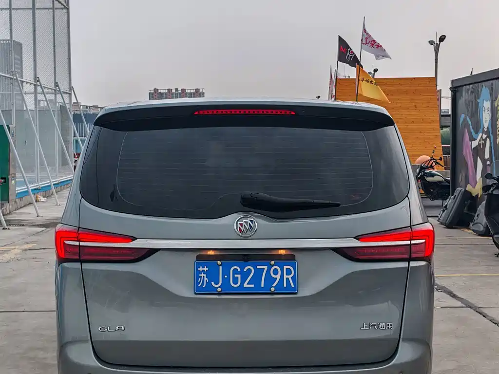 Buick GL8 — миниатюра 5