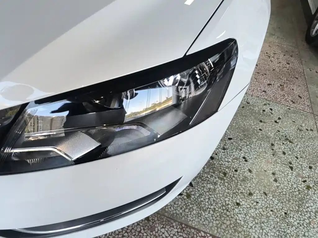 Volkswagen Passat — миниатюра 24