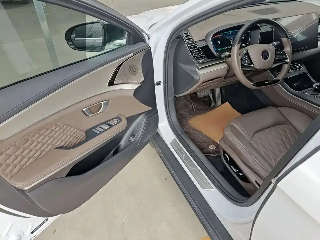 BYD Han — миниатюра 15