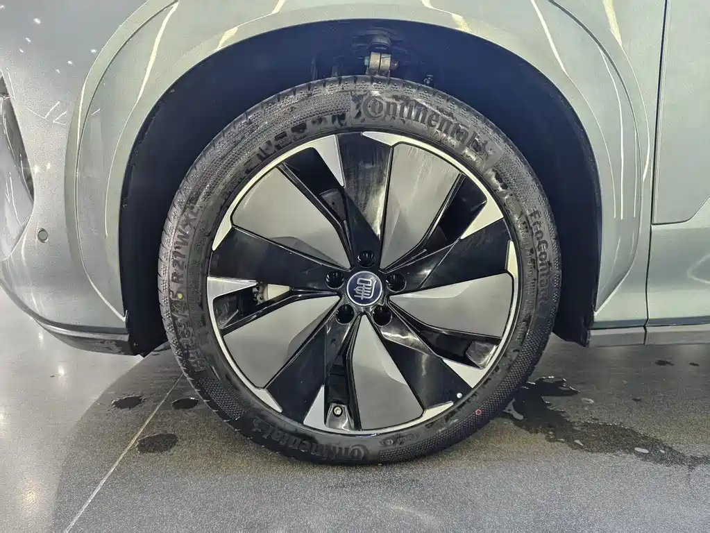 BYD Tang L — миниатюра 13
