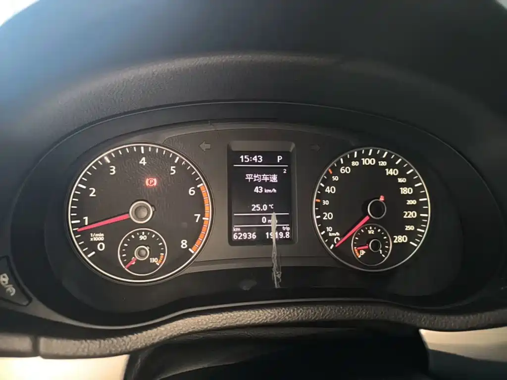 Volkswagen Passat — миниатюра 12