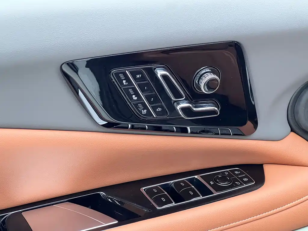 Cadillac IQ — миниатюра 13