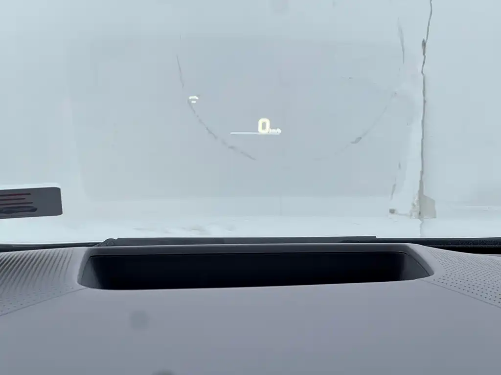 Cadillac IQ — миниатюра 15