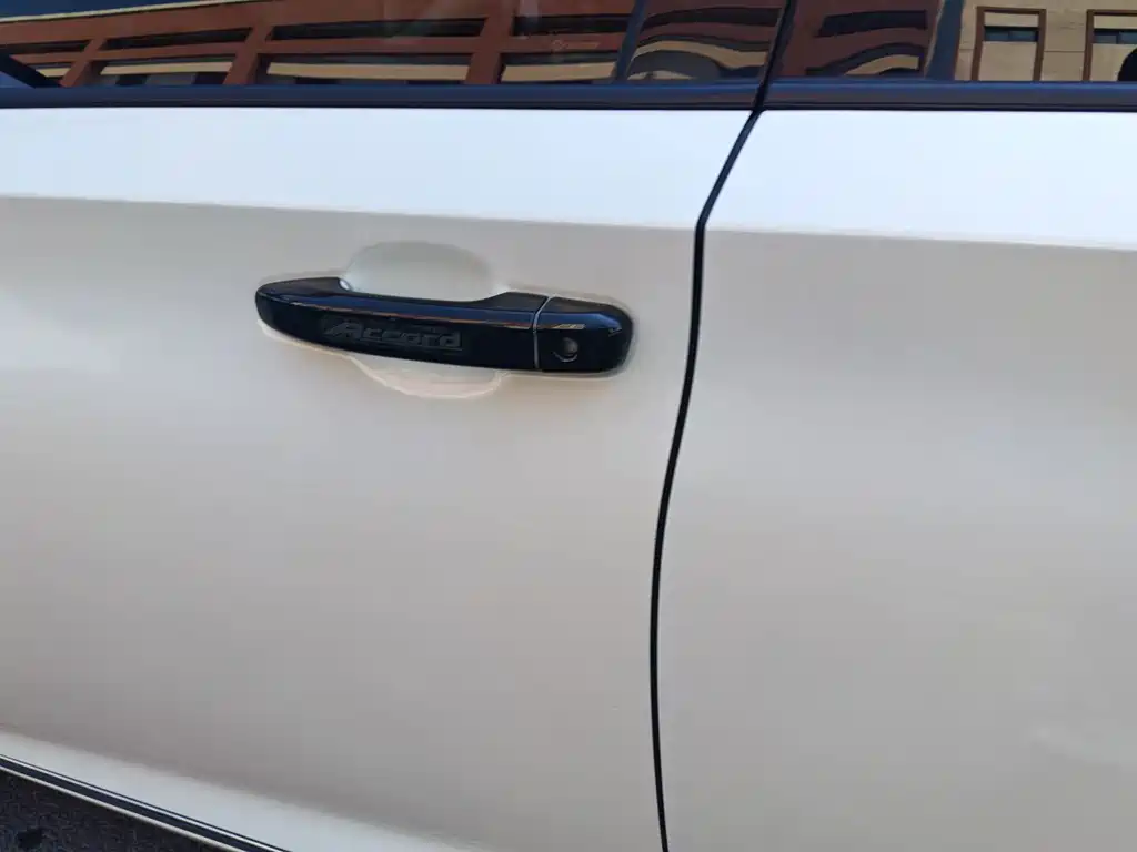 Honda Accord — миниатюра 12
