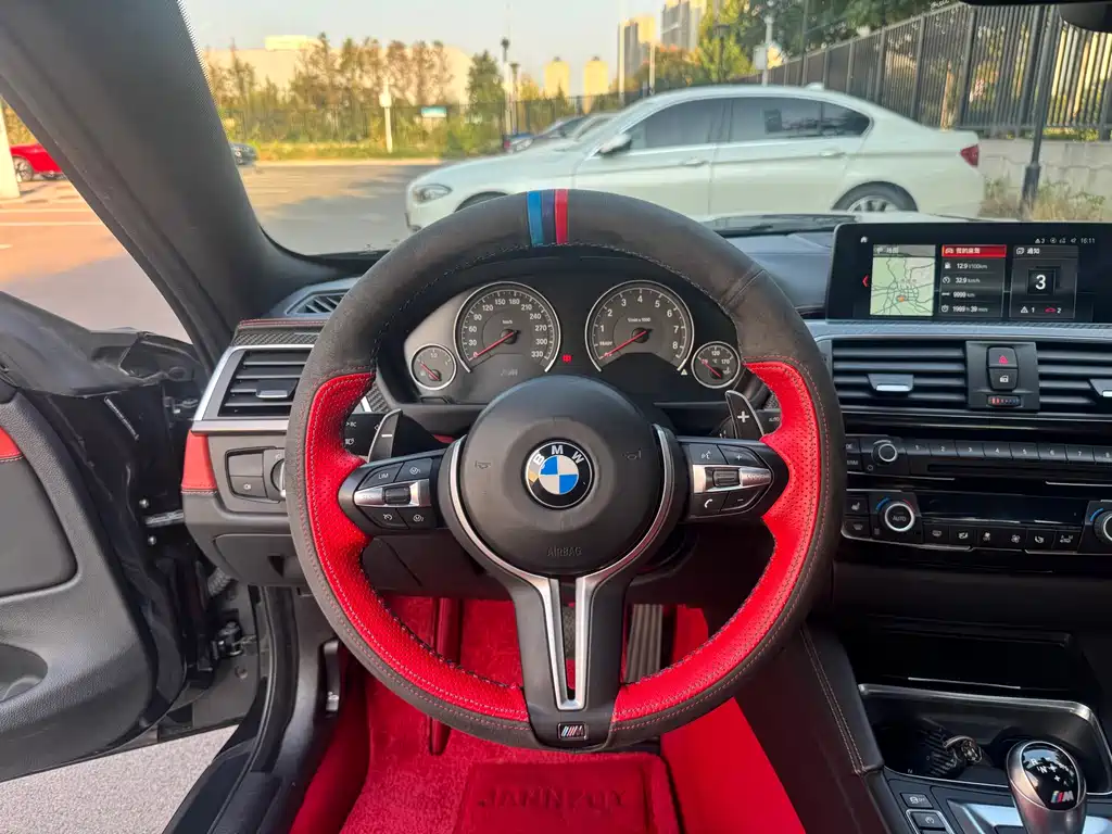 BMW M4 — миниатюра 17