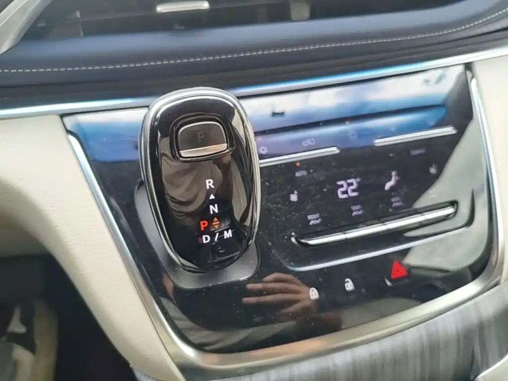 Buick GL8 — миниатюра 14