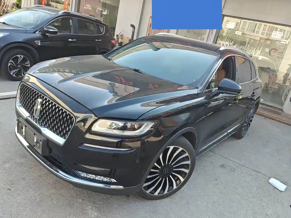 Lincoln Nautilus 2021