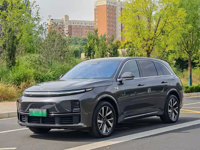 Li Auto L7