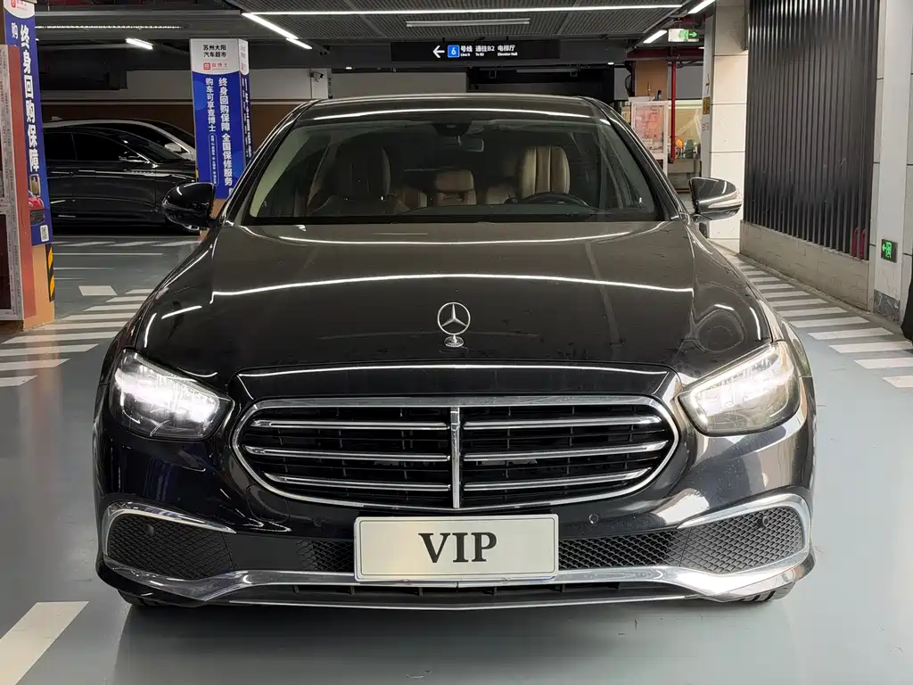 Mercedes-Benz E-Class — миниатюра 2