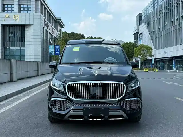 MERCEDES-BENZ VITO 2025