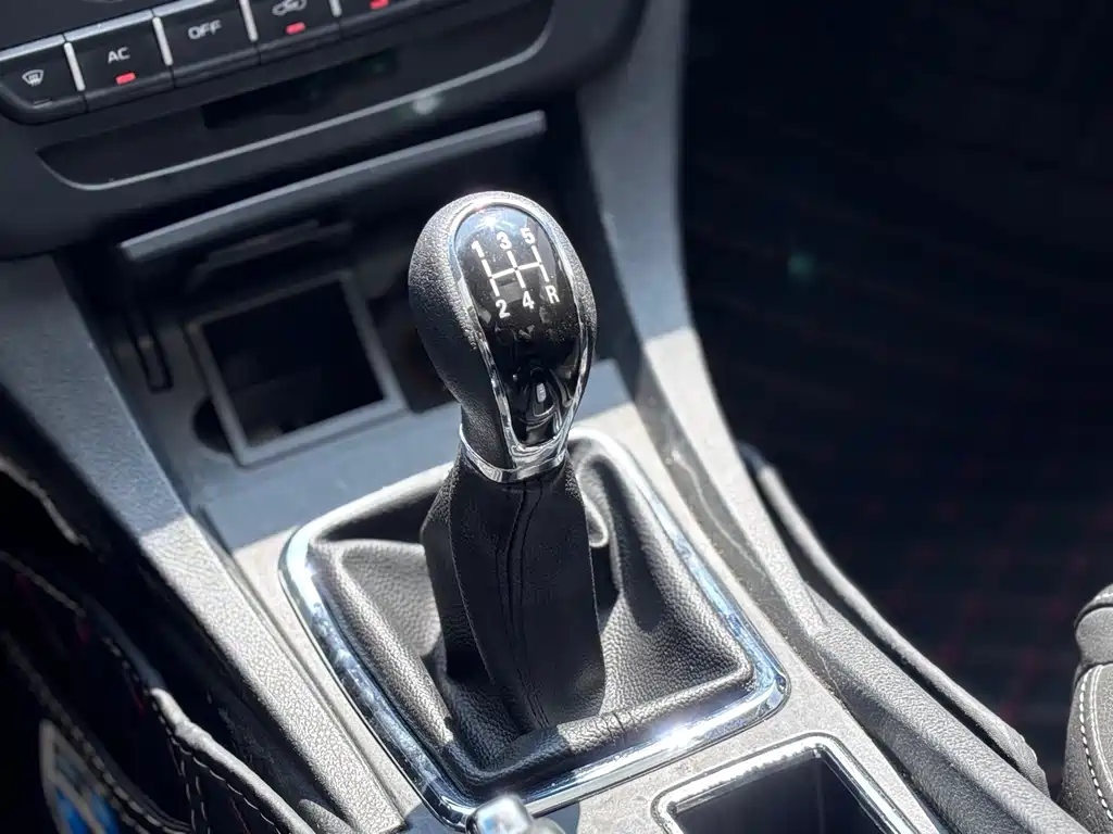 Geely Emgrand — миниатюра 16