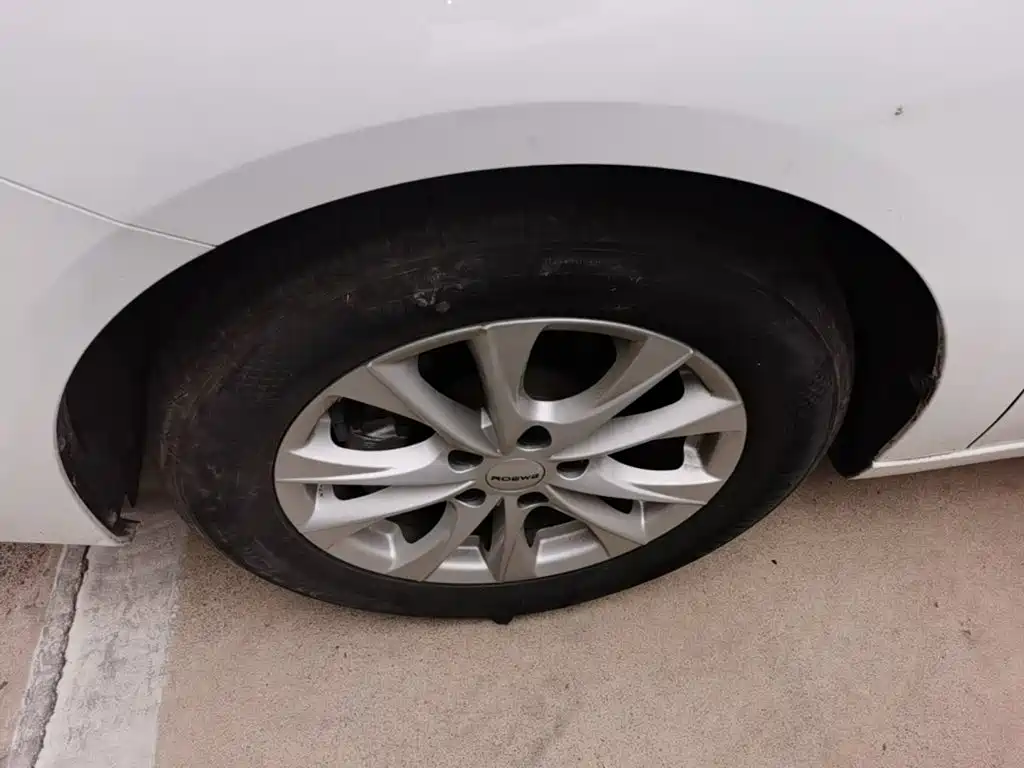 Roewe i5 — миниатюра 23