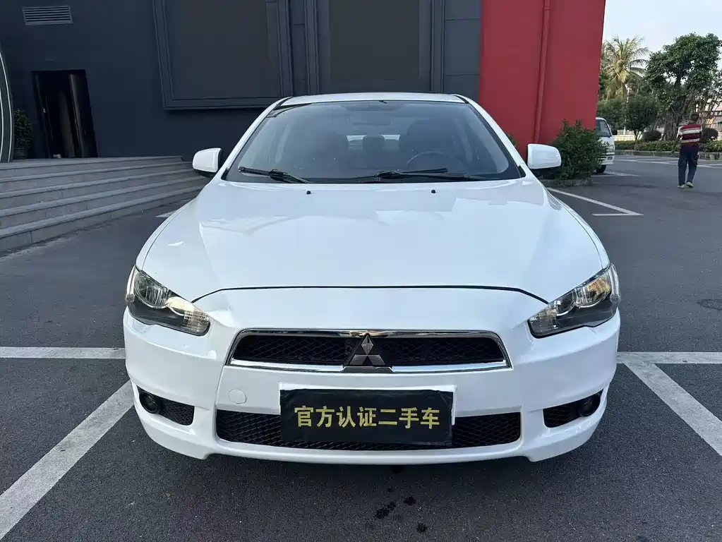 Mitsubishi Lancer EX — миниатюра 2