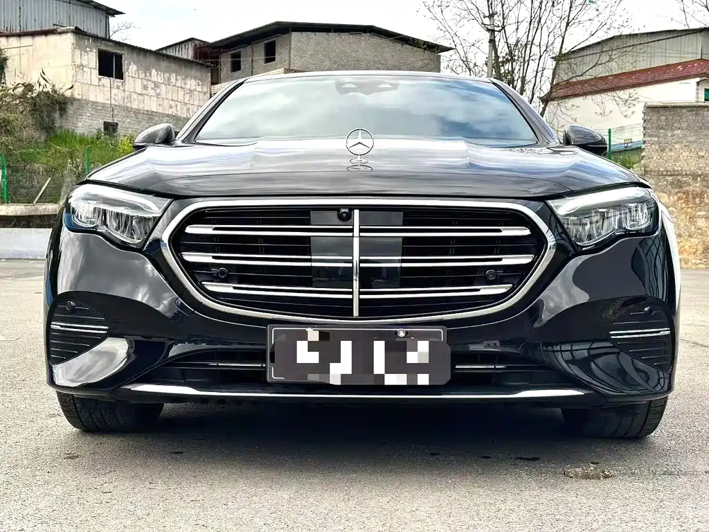 Mercedes-Benz E-Class E 2025 E 300 L Fashion