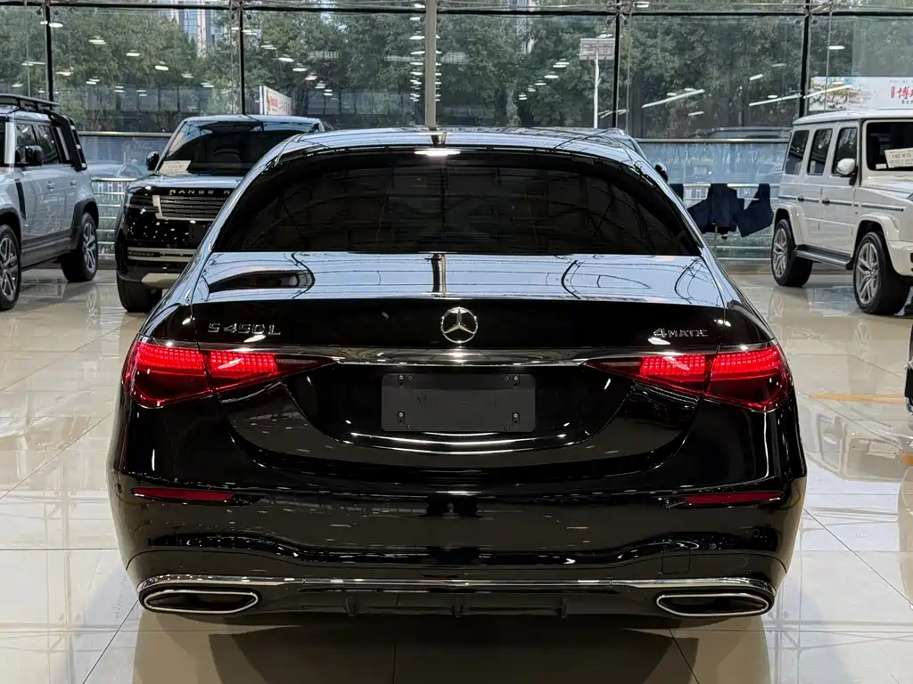 Mercedes-Benz S-Class — миниатюра 13