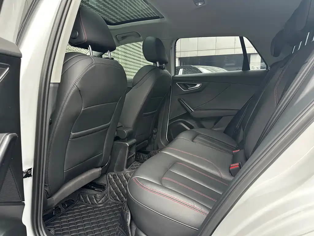 Audi Q2L — миниатюра 13