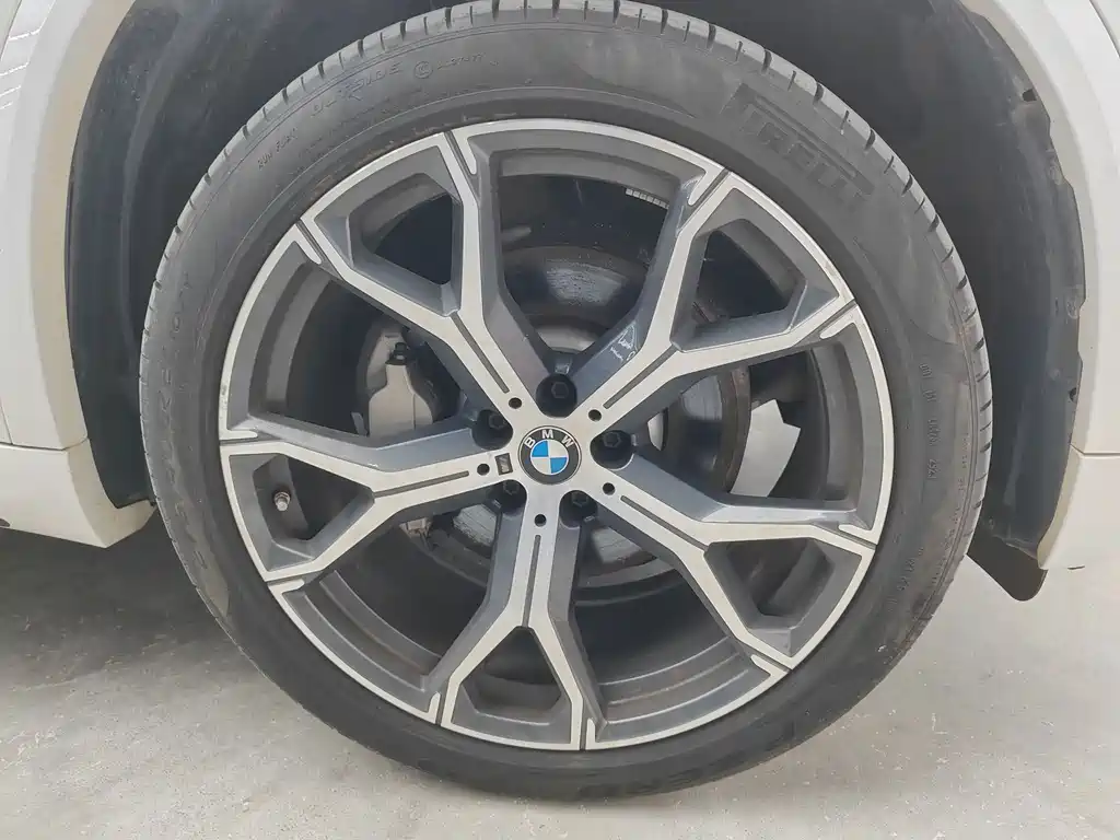 BMW X5 — миниатюра 19