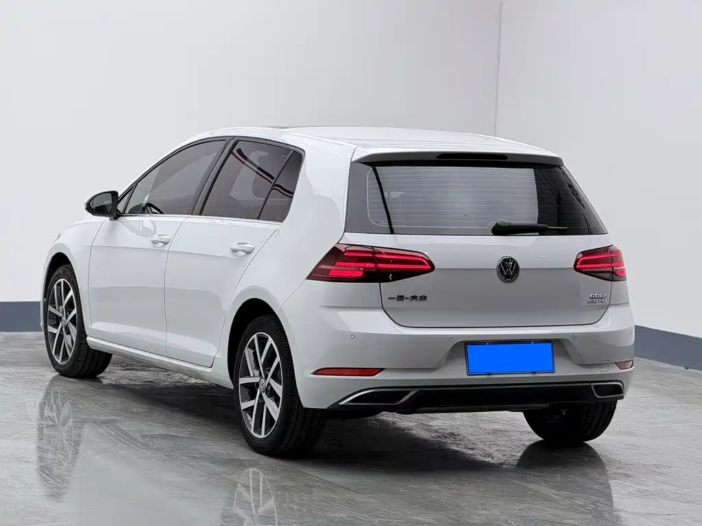 Volkswagen Golf — миниатюра 25