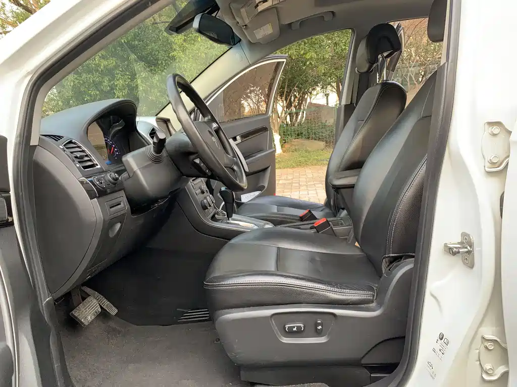 Chevrolet Captiva 2.4L 2WD City Edition 7 seats, фото 14