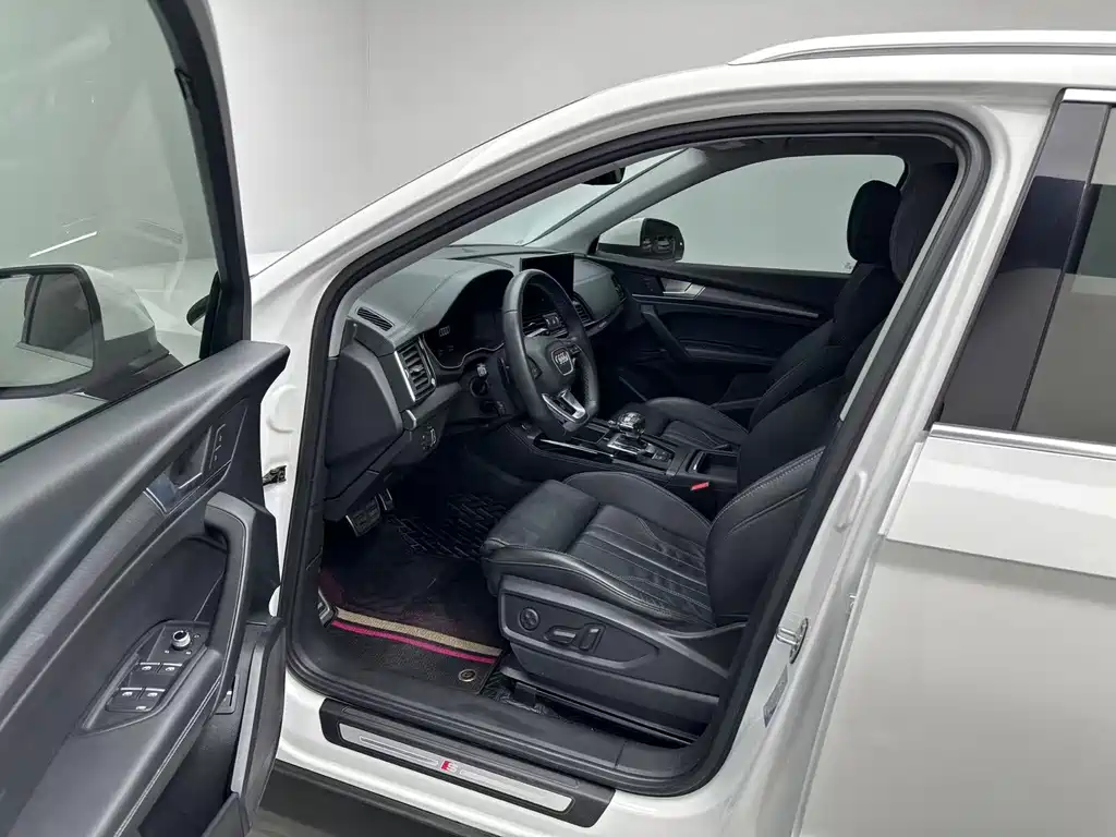 Audi Q5L — миниатюра 5
