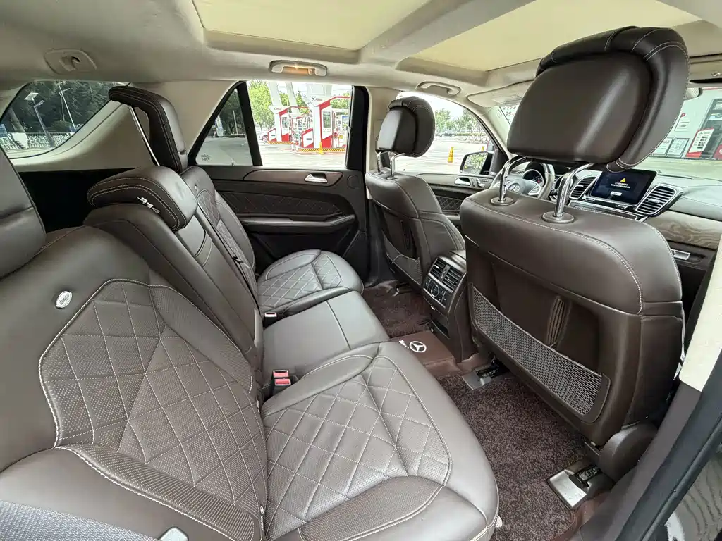 Mercedes-Benz GLE AMG — миниатюра 12
