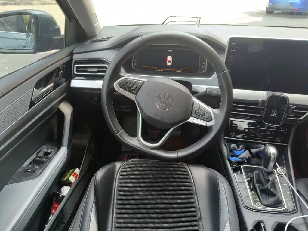 Volkswagen Lavida — миниатюра 3