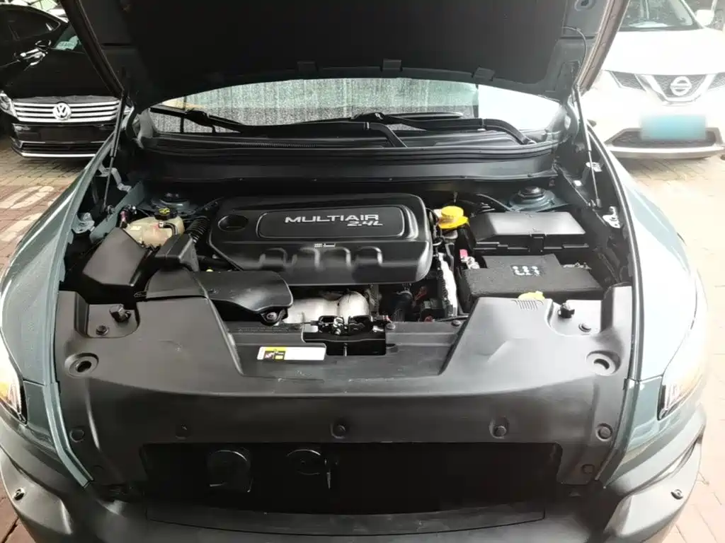 Jeep Cherokee (Import) — миниатюра 20