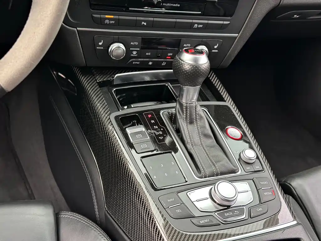 Audi RS 6 — миниатюра 11