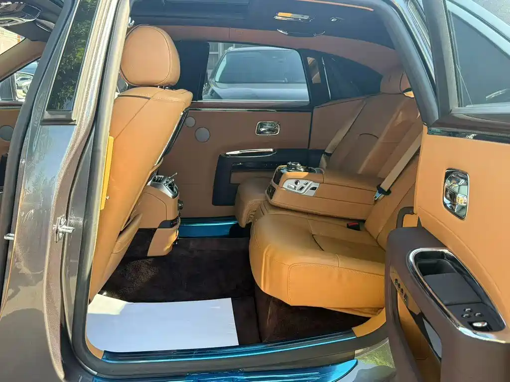 Rolls-Royce Ghost 6.6T Extended Edition, фото 7