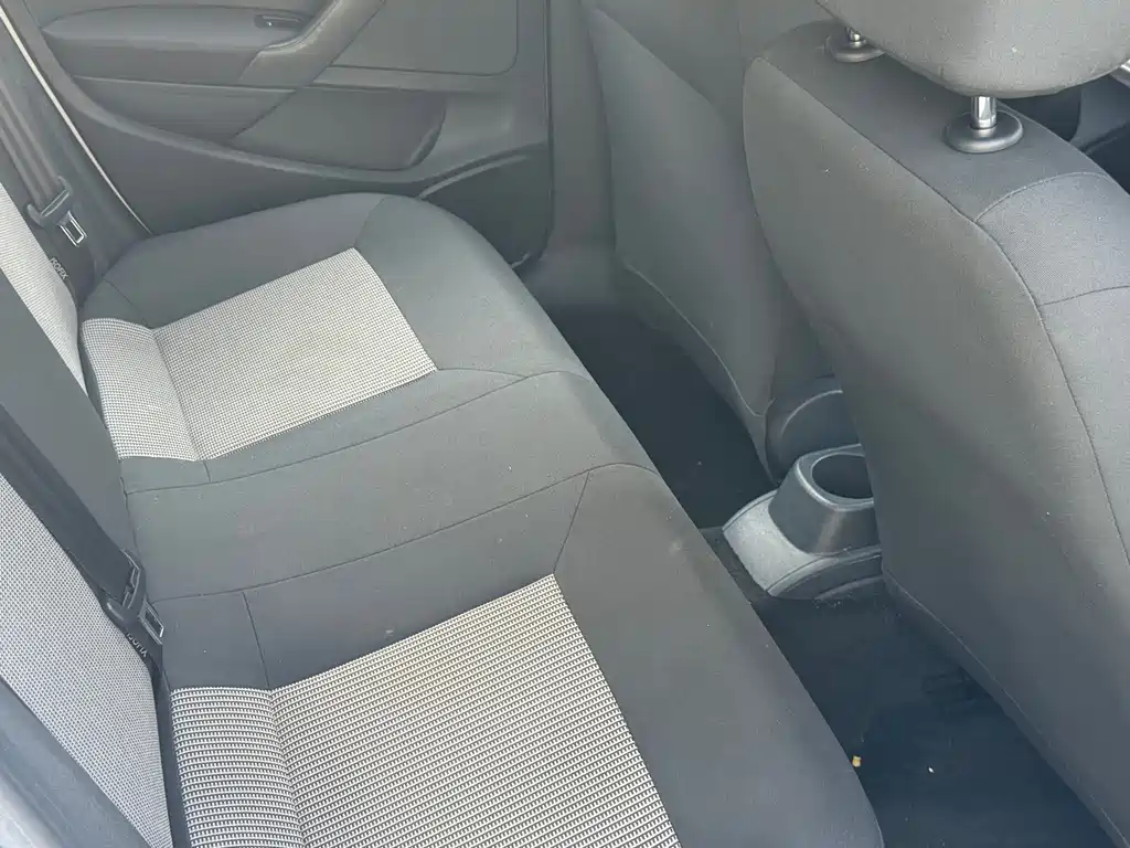 Volkswagen Polo 2018 1.5L AT