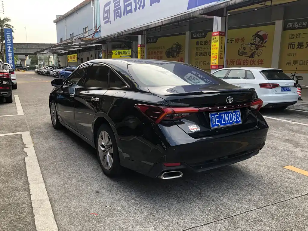 Toyota Avalon — миниатюра 4