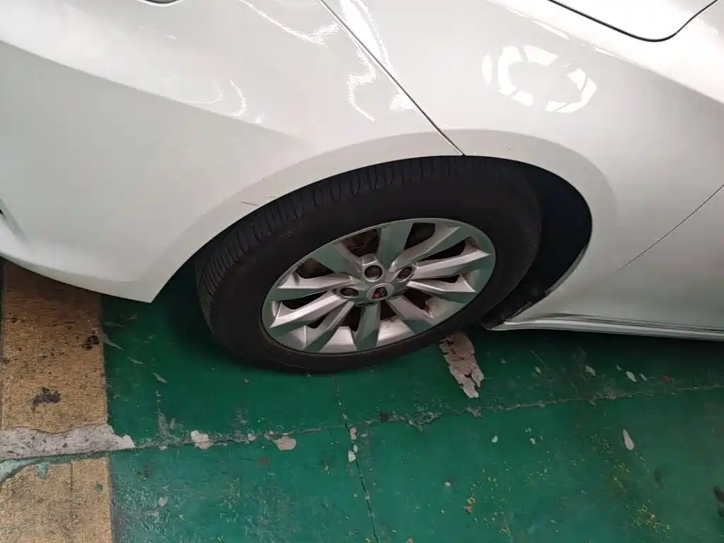 Roewe i6 Classic — миниатюра 23