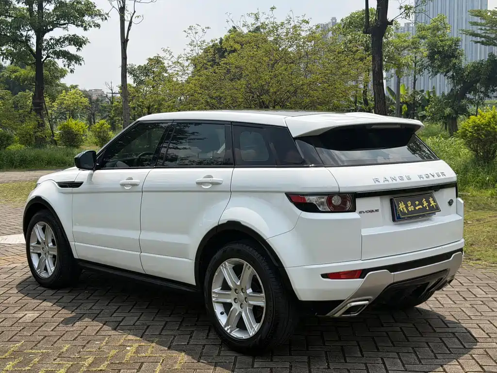Land Rover Evoque — миниатюра 5