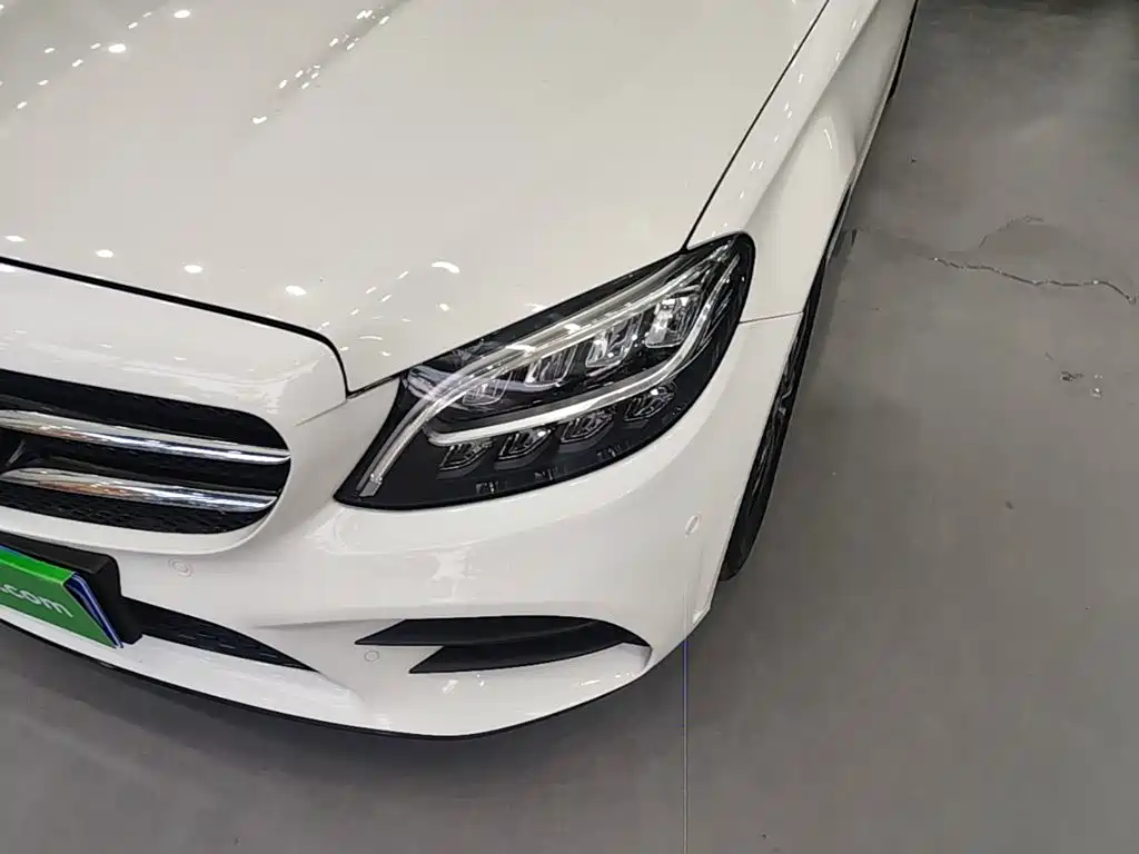 Mercedes-Benz C-Class — миниатюра 24