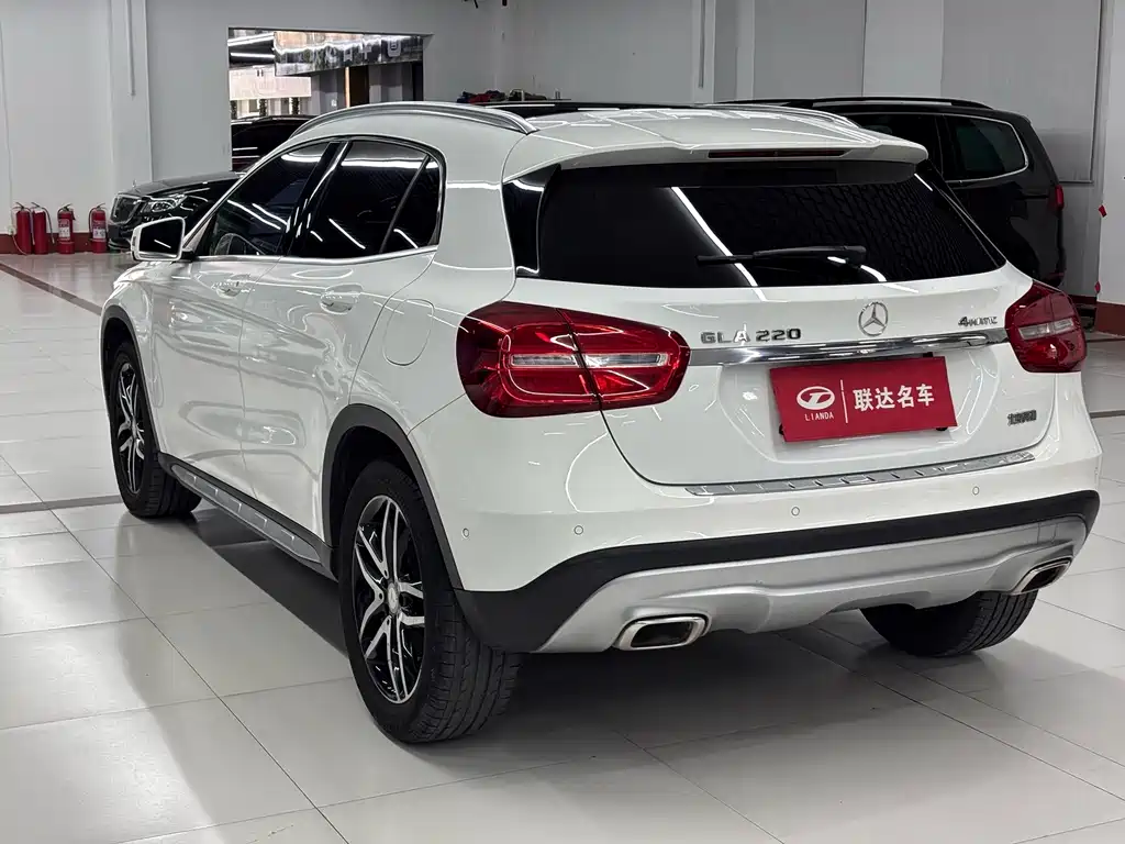 Mercedes-Benz GLA — миниатюра 4