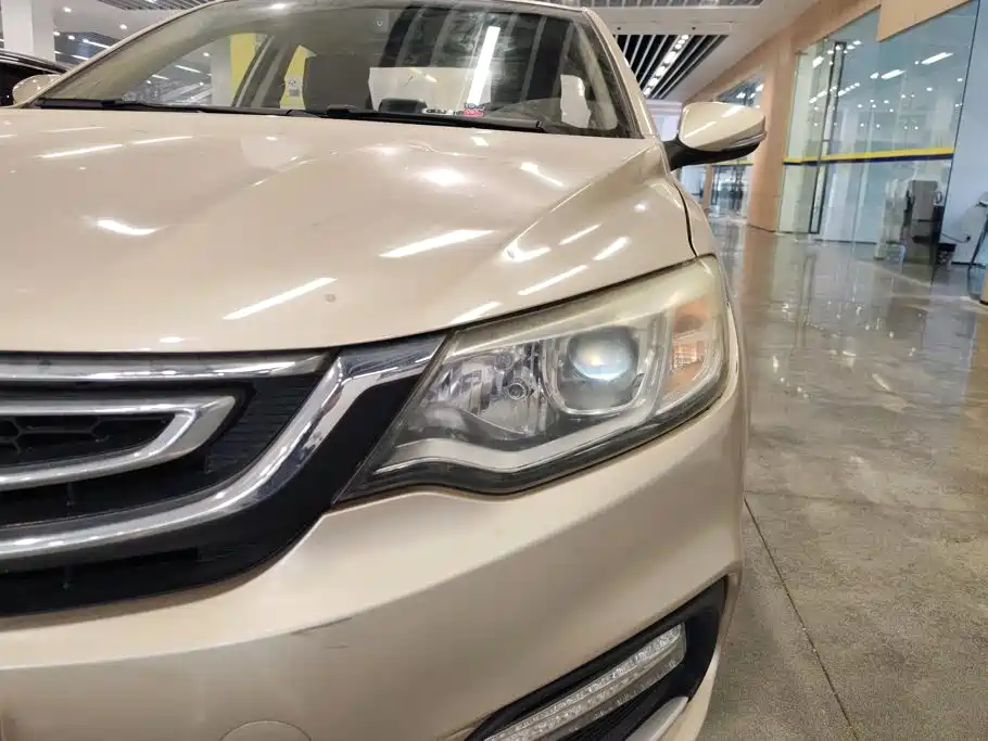 Geely Vision — миниатюра 5