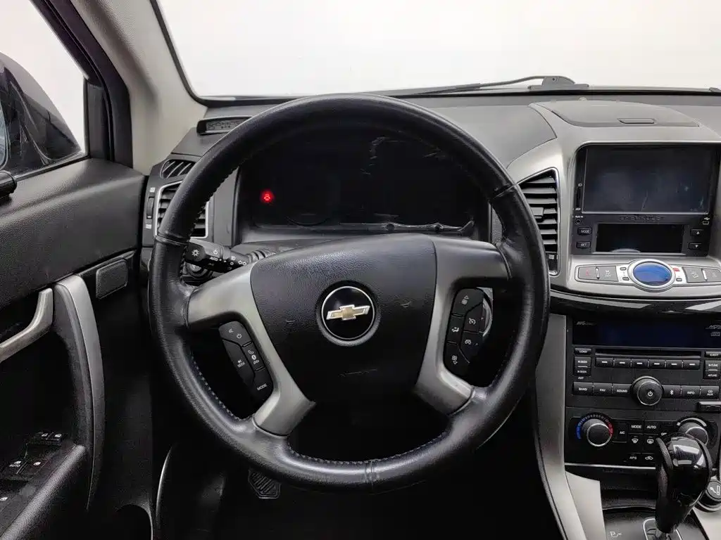 Chevrolet Captiva — миниатюра 11