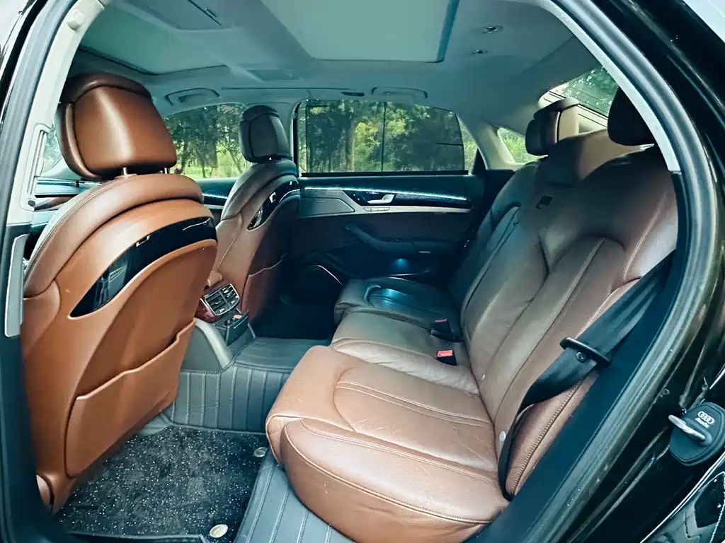 Audi A8 — миниатюра 9