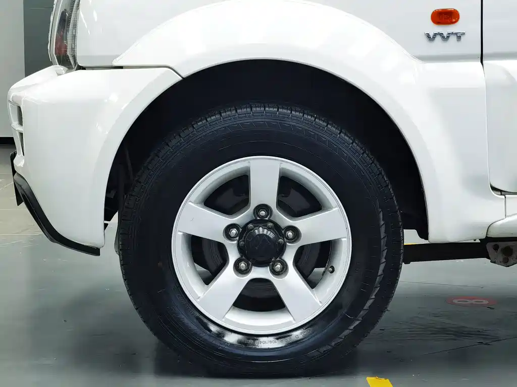 Suzuki Jimny — миниатюра 7