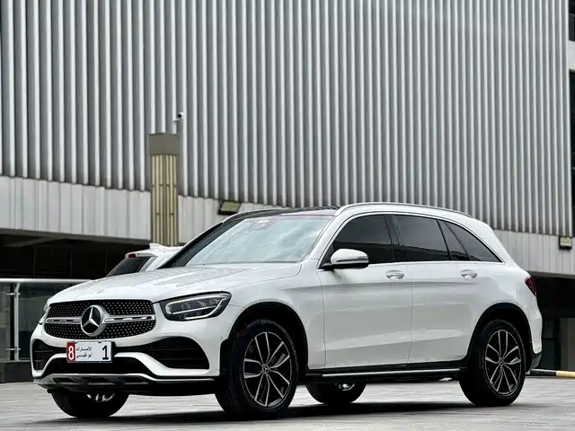 MERCEDES-BENZ GLC