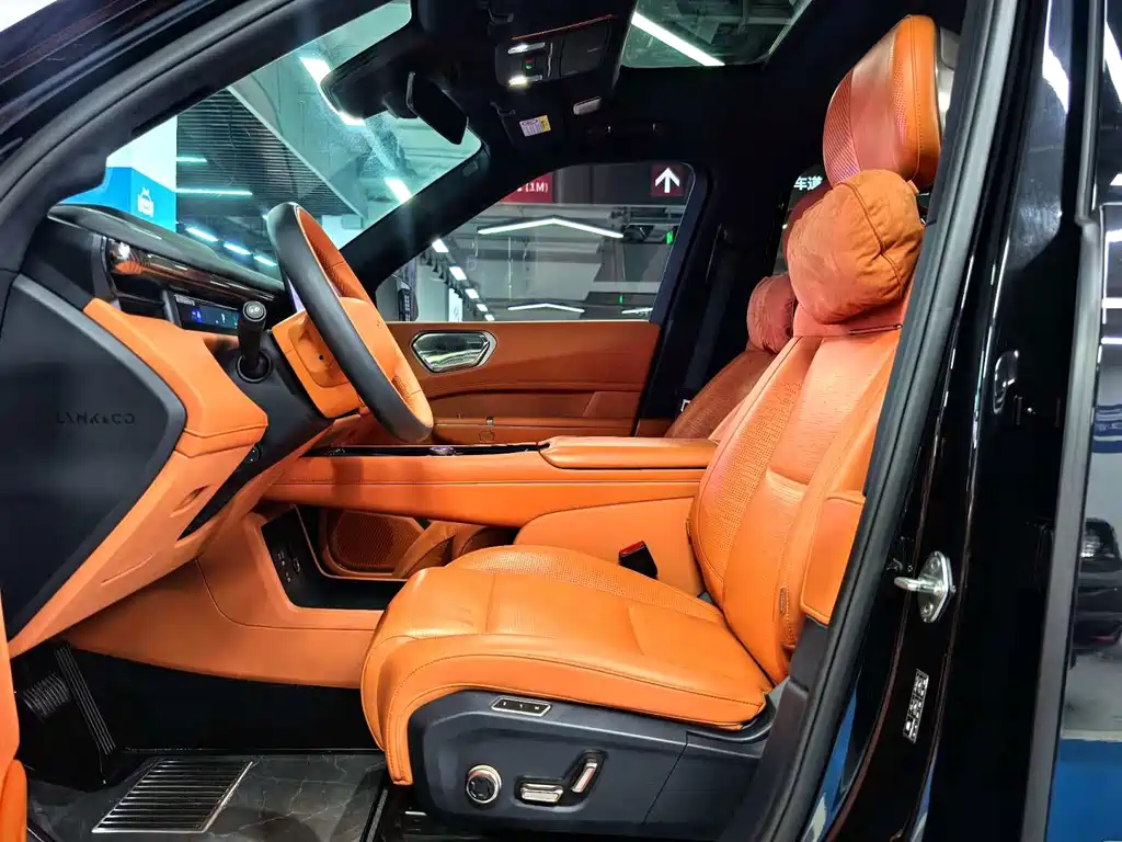 Lynk & Co 900 — миниатюра 3