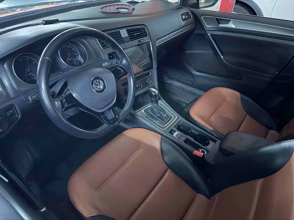 Volkswagen Golf — миниатюра 3