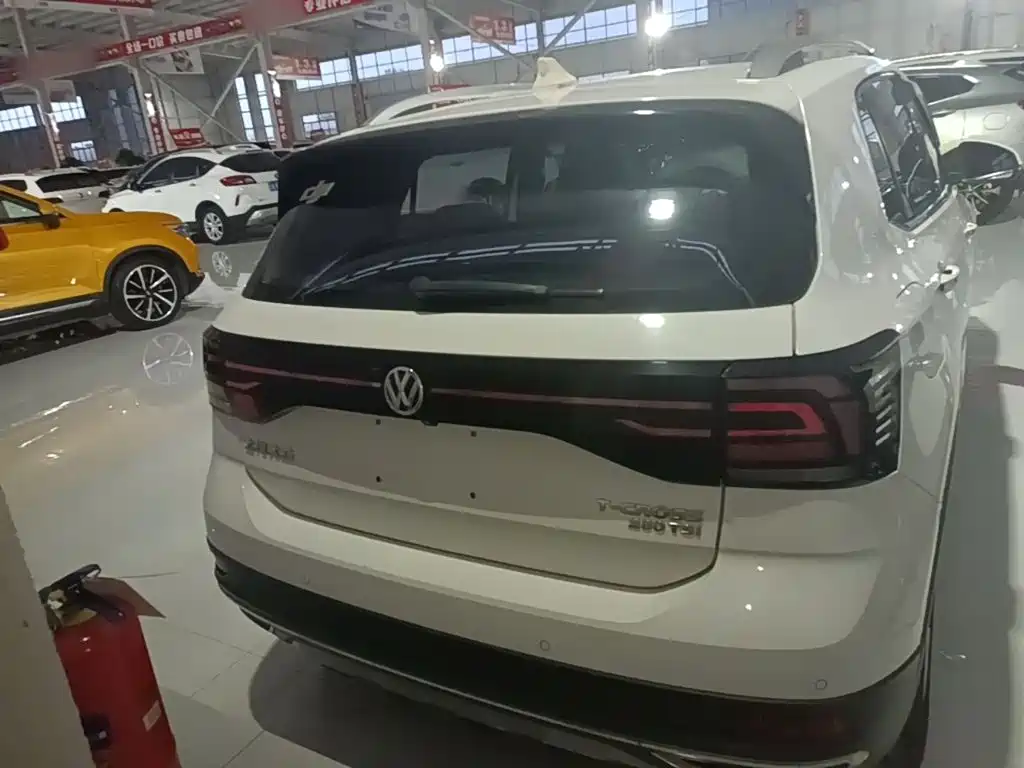 Volkswagen T-Cross — миниатюра 6