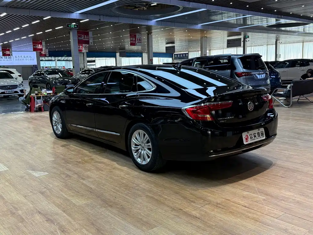 Buick LaCrosse — миниатюра 4