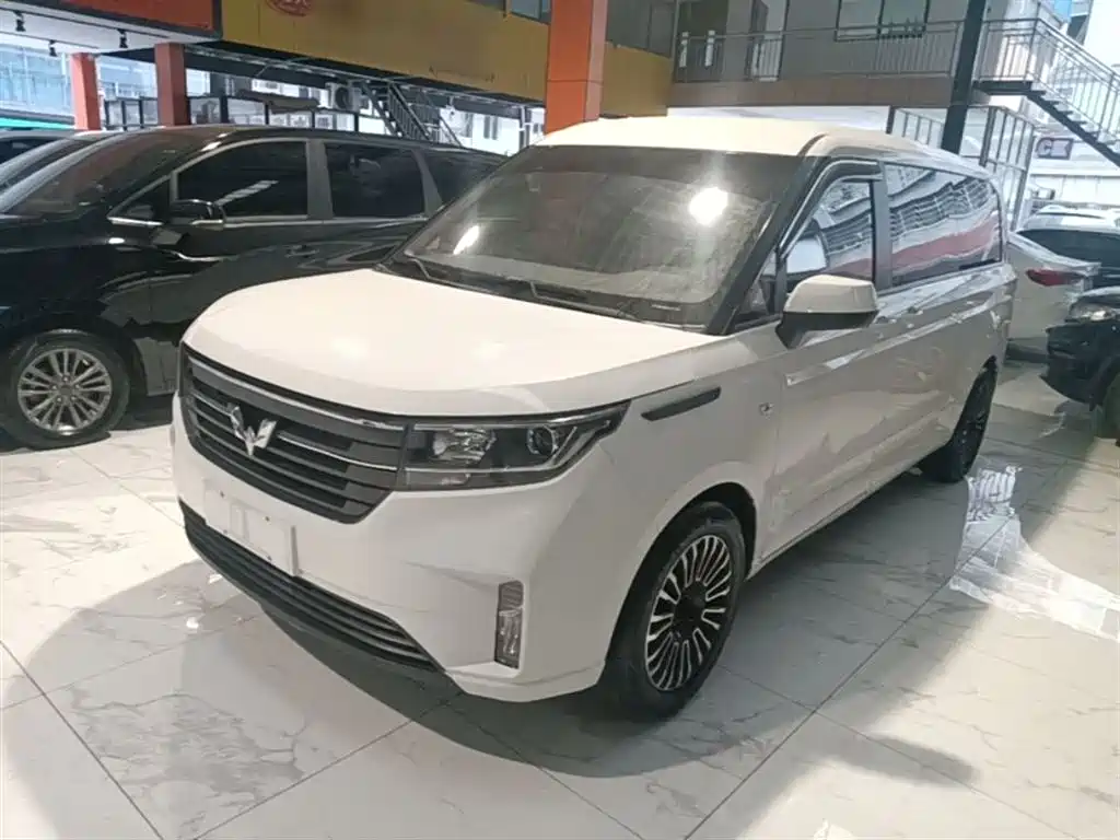 Wuling Expedition Range 2021 1.5T Manual Luxury Type