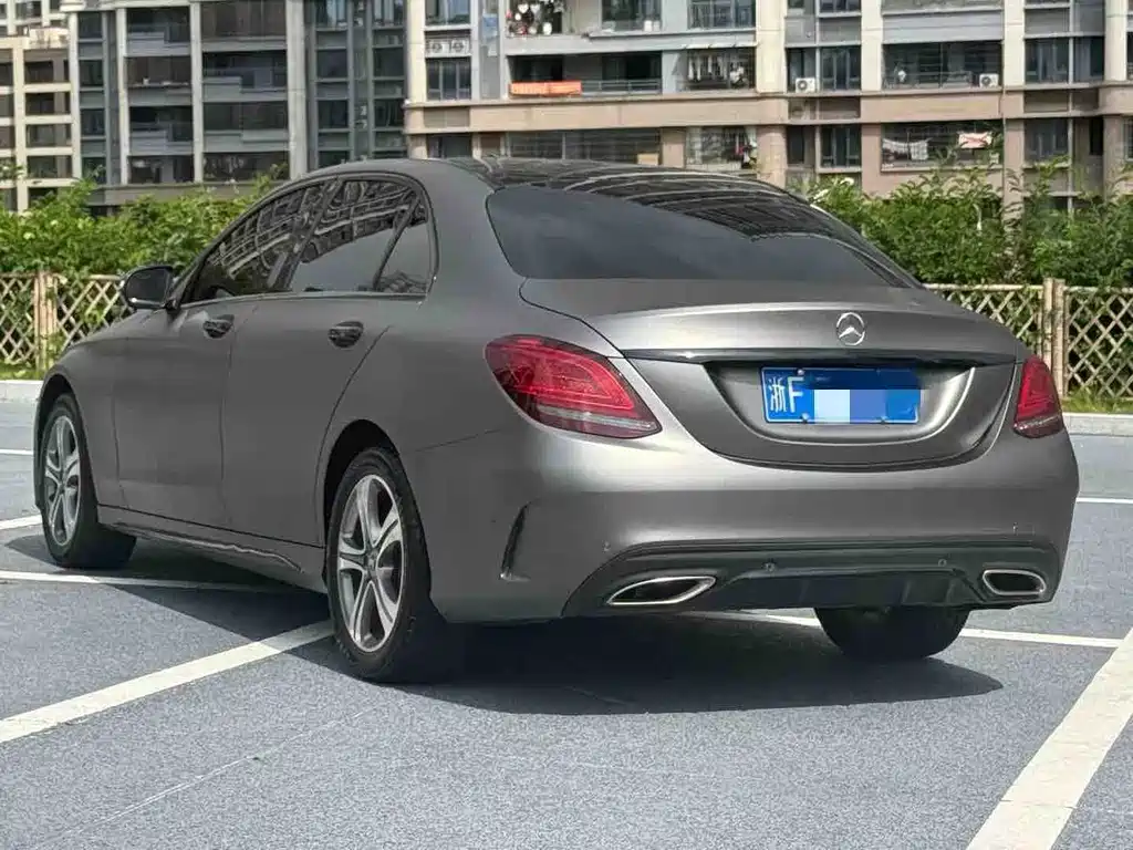 Mercedes-Benz C-Class — миниатюра 6