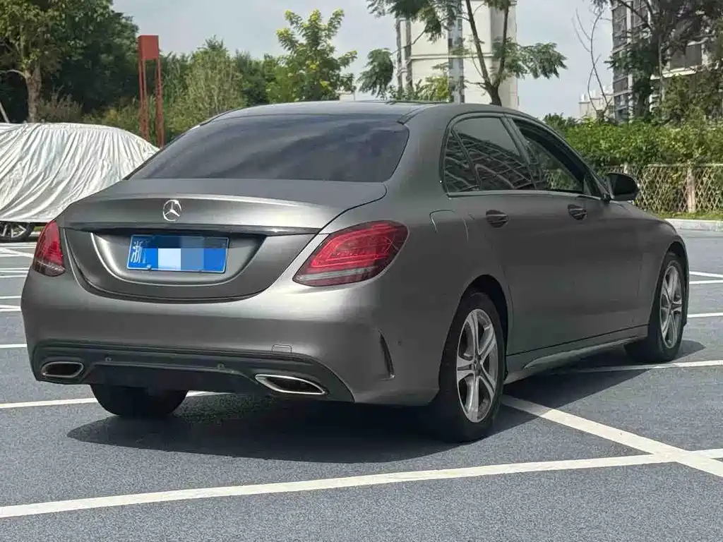 Mercedes-Benz C-Class — миниатюра 9