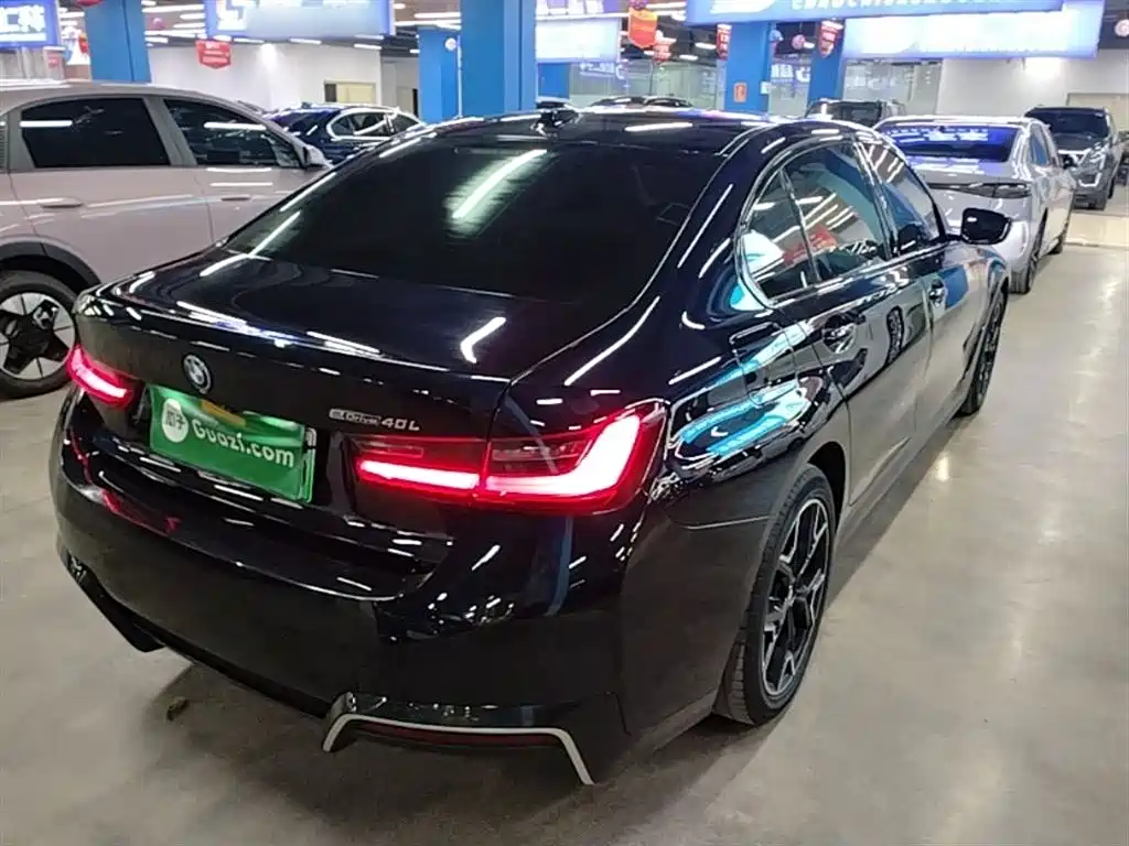 BMW i3 2024 eDrive 40 L
